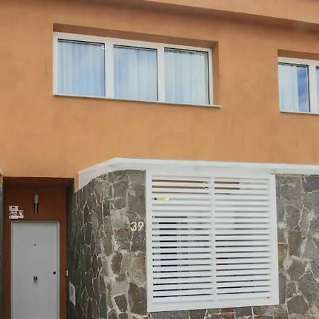 Casa En Zona Tranquila De Tauro Feriehus